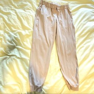 Lululemon On The Fly Jogger, Luxtreme, Beechwood